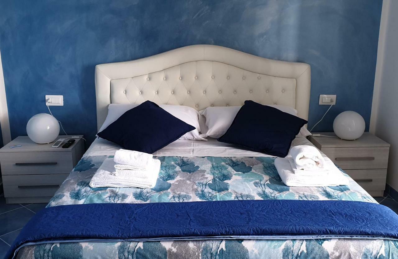A Un Passo Dal Mare Bed & Breakfast Agropoli Bagian luar foto